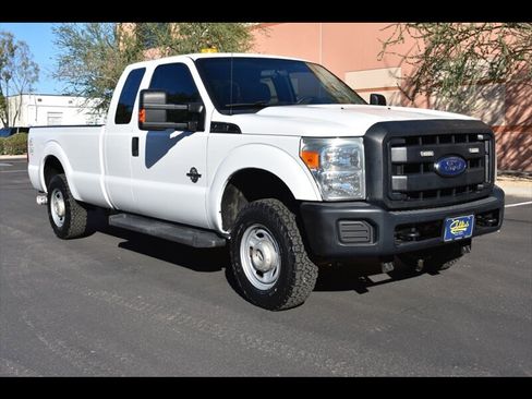 Used 2015 Ford F250 XL w/ Power Equipment Group image 2