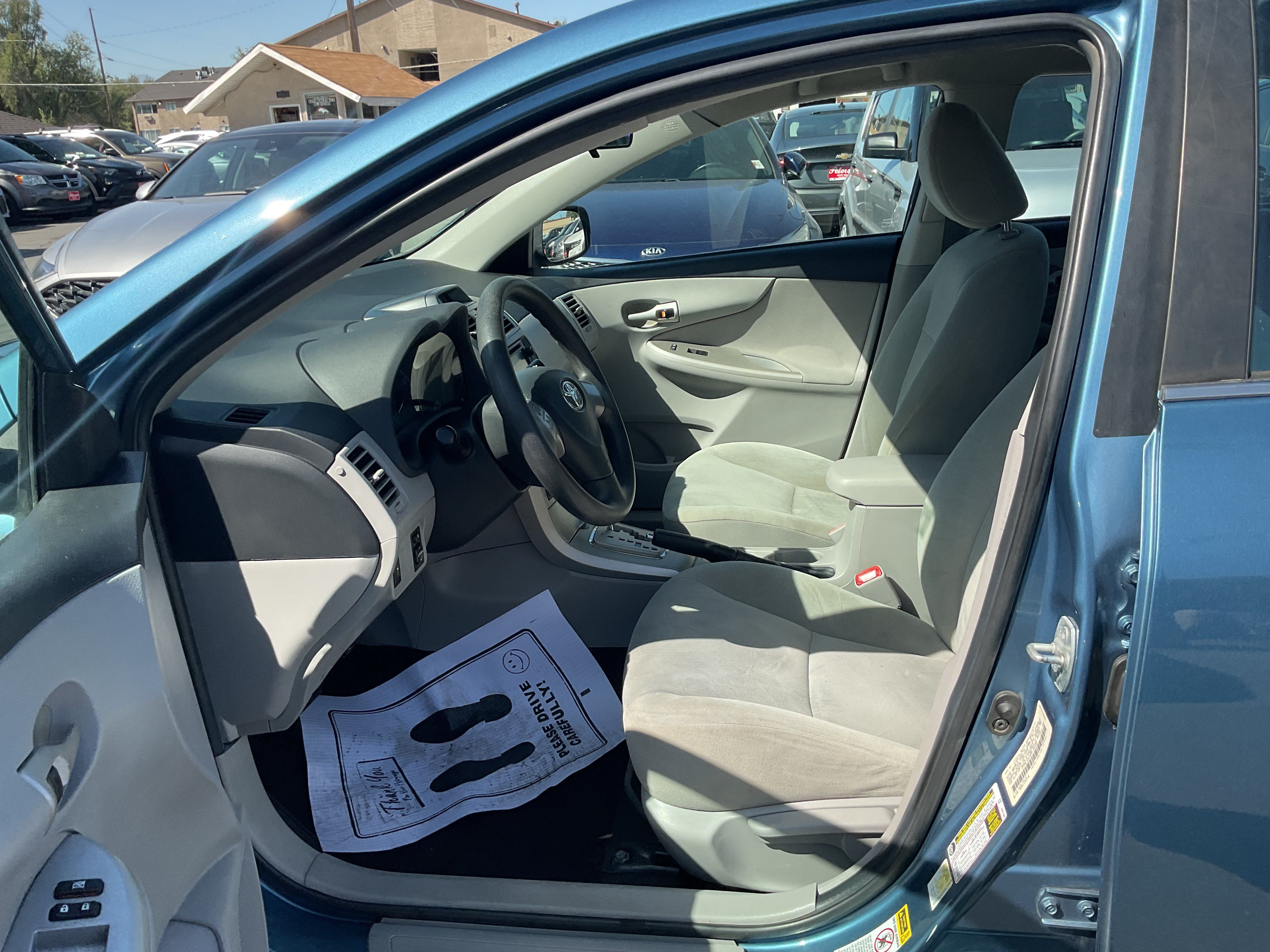 Used 2013 Toyota Corolla LE FWD image 10