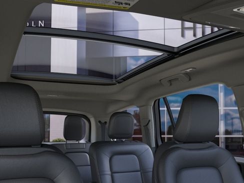 New 2026 Lincoln Aviator AWD image 22