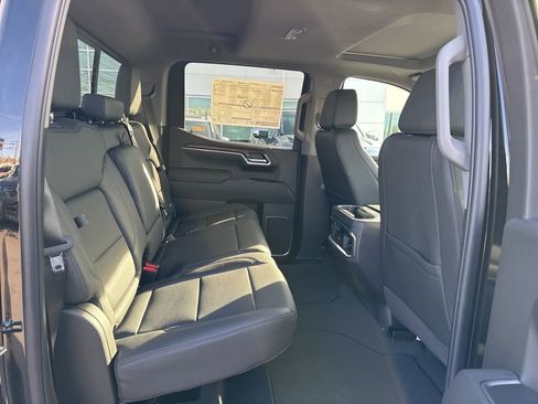 New 2026 GMC Sierra 1500 SLT w/ SLT Premium Plus Package image 30