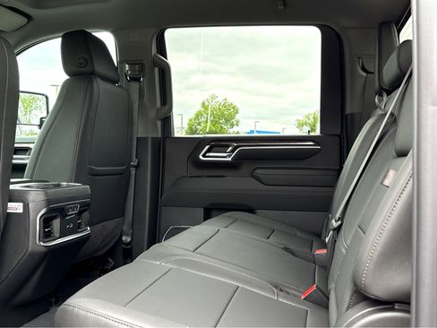New 2026 Chevrolet Silverado 2500 LTZ w/ LTZ Plus Package AWD/4WD image 15