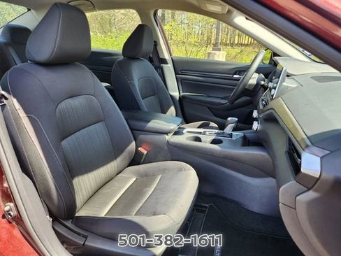 Certified 2025 Nissan Altima 2.5 SV FWD image 20