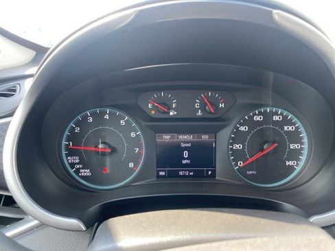Used 2024 Chevrolet Malibu RS FWD image 24