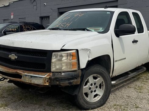 Used 2009 Chevrolet Silverado 1500 W/T RWD image 1