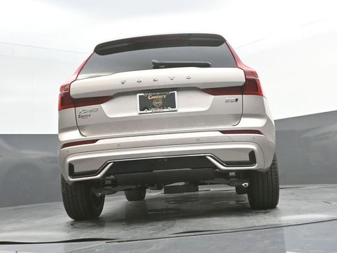 New 2026 Volvo XC60 B5 Ultra w/ Protection Package Premier AWD/4WD image 33
