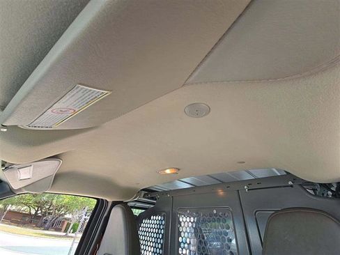 Used 2015 Chevrolet Express 2500 RWD image 8