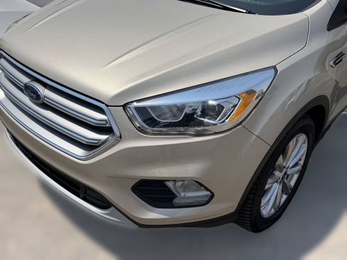 Used 2017 Ford Escape Titanium AWD/4WD image 8