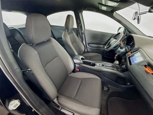 Used 2021 Honda HR-V Sport image 19