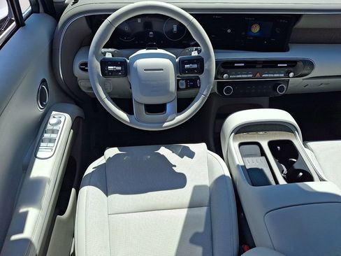 Used 2026 Hyundai Palisade SEL FWD image 11