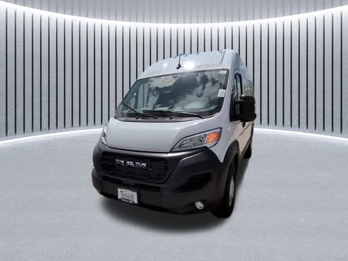 New 2026 RAM ProMaster 2500 w/ Cold Weather Group FWD image 3