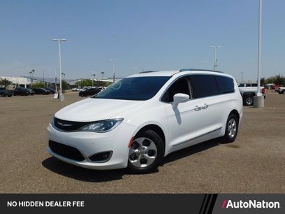 Used 2017 Chrysler Pacifica Touring-L Plus w/ Advanced Safetytec Group