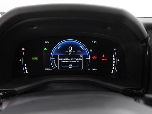 Used 2025 Toyota Camry SE FWD image 25