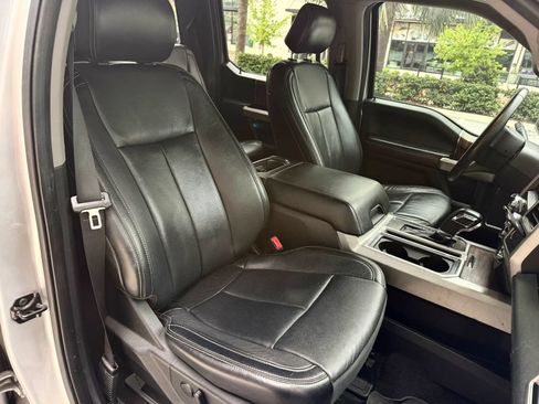 Used 2019 Ford F150 Lariat RWD image 15