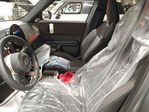 Used 2025 MINI Cooper Countryman John Cooper Works image 7