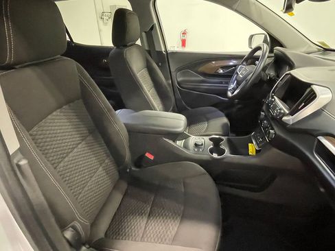 Used 2020 GMC Terrain SLE w/ Driver Convenience Package FWD image 25