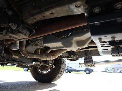 Used 2004 Ford Excursion Limited AWD/4WD image 25