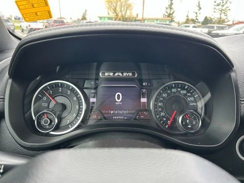 Used 2024 RAM 1500 Laramie AWD/4WD image 28