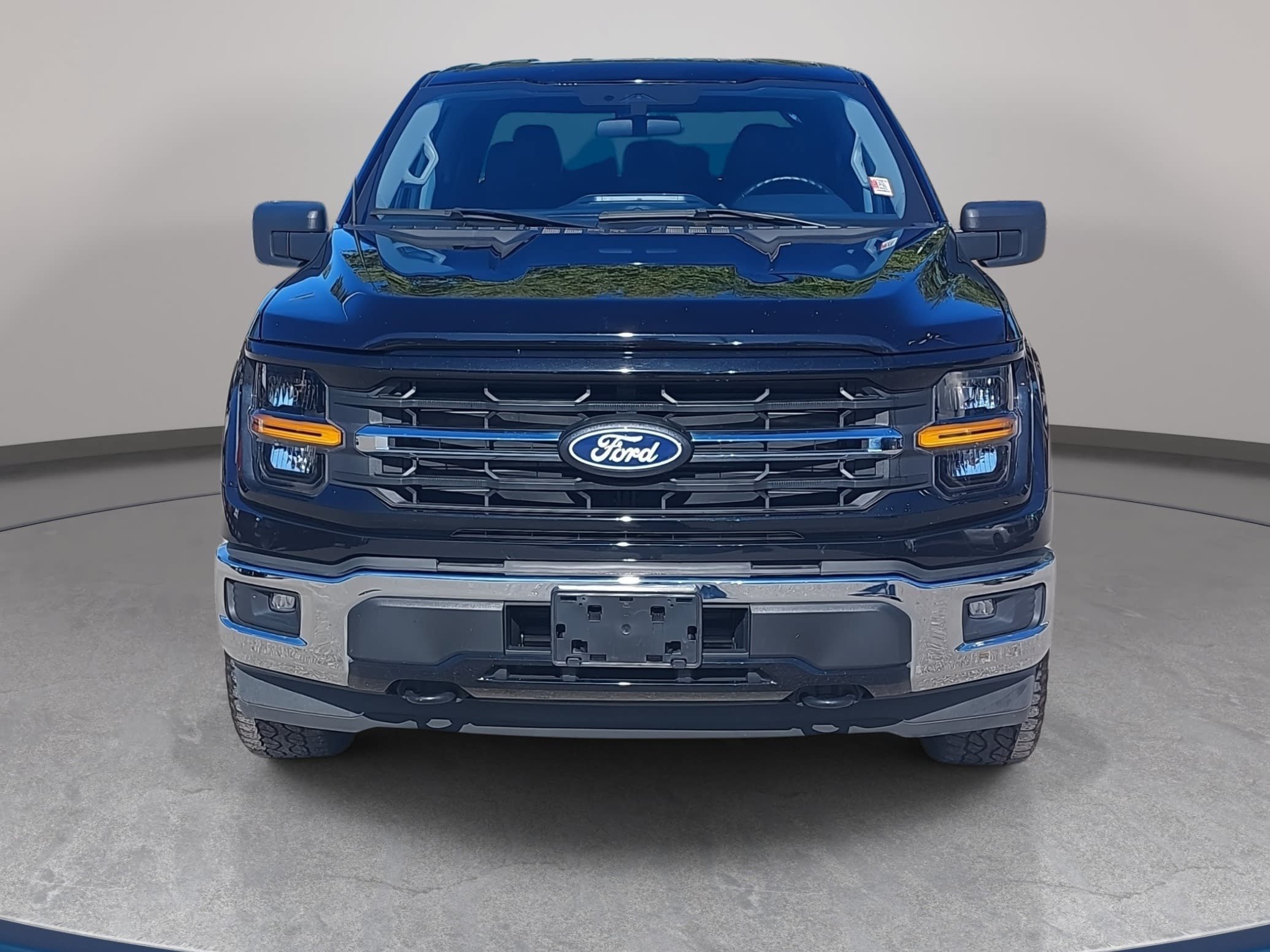 Used 2025 Ford F150 XLT w/ Equipment Group 301A Standard AWD/4WD image 2