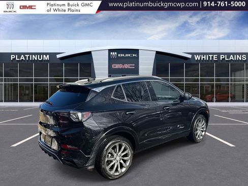 Used 2024 Buick Encore GX Avenir image 7