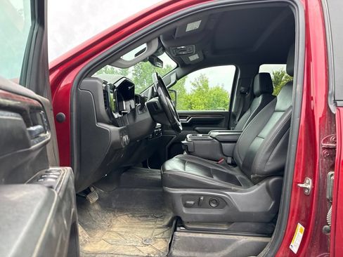 Used 2024 Chevrolet Silverado 2500 LT w/ Convenience Package AWD/4WD image 8