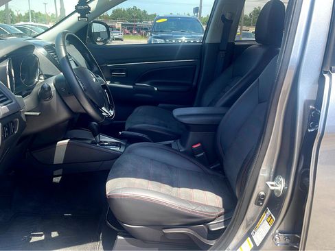 Used 2019 Mitsubishi Outlander Sport GT image 10