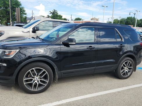 Used 2018 Ford Explorer Sport w/ Equipment Group 401A AWD/4WD image 7