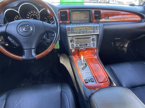 Used 2006 Lexus SC 430 Convertible image 15