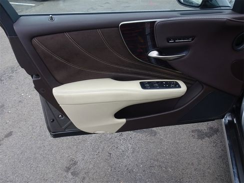 Used 2018 Lexus LS 500 AWD image 13