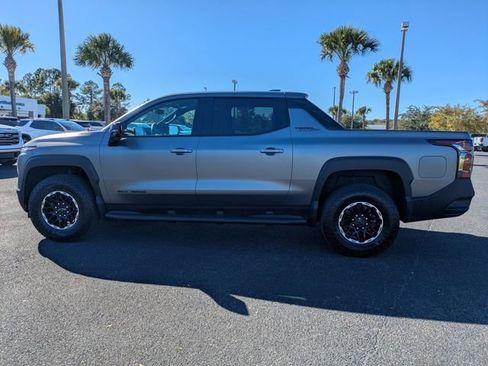 New 2026 Chevrolet Silverado EV Trail Boss image 7