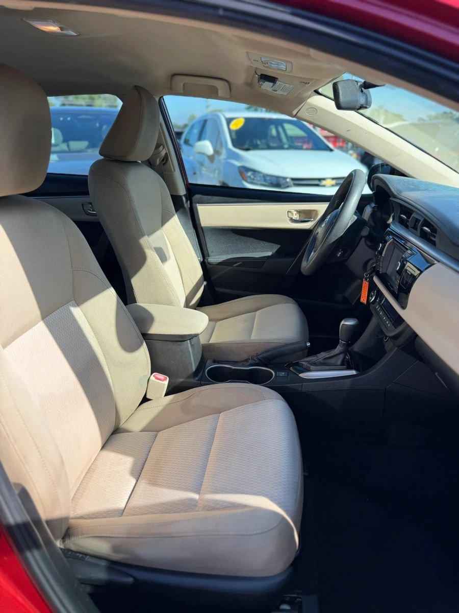 Used 2016 Toyota Corolla LE FWD image 14