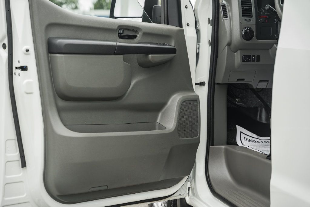Used 2021 Nissan NV 2500 SV RWD image 36