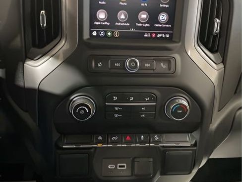 Used 2022 Chevrolet Silverado 1500 Custom Trail Boss w/ Safety Confidence Package image 24