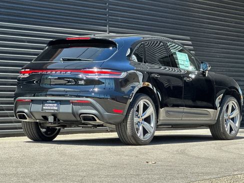 New 2026 Porsche Macan image 8
