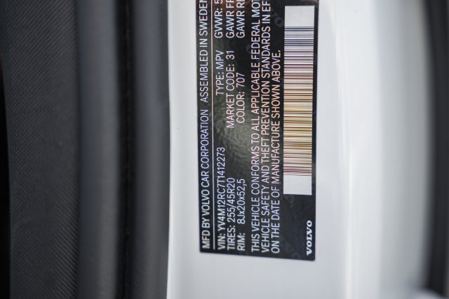 Certified 2026 Volvo XC60 B5 Plus AWD/4WD image 42
