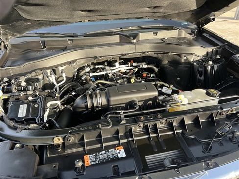 Certified 2023 Ford Explorer XLT image 11