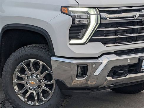 New 2026 Chevrolet Silverado 2500 LTZ w/ LTZ Convenience Package image 3