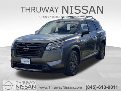 Used 2023 Nissan Pathfinder SL w/ SL Premium Package