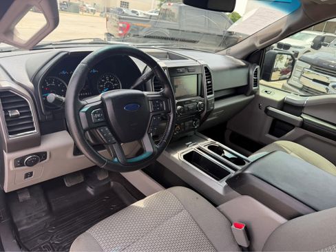 Used 2015 Ford F150 XLT w/ Equipment Group 302A Luxury AWD/4WD image 12