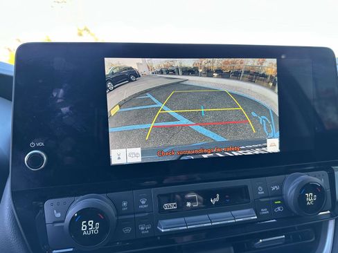 Used 2024 Toyota Grand Highlander XLE AWD (Natl) AWD image 27