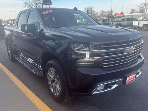 Used 2021 Chevrolet Silverado 1500 High Country w/ Safety Package II image 7