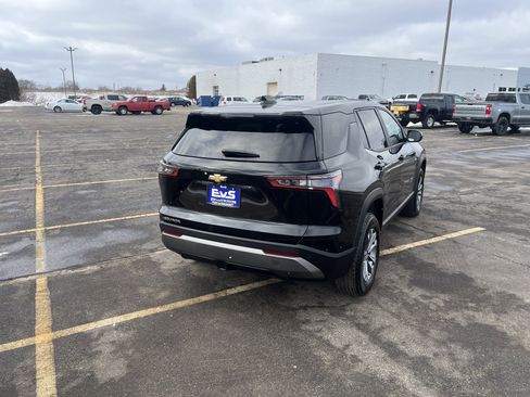 Used 2025 Chevrolet Equinox LT image 6