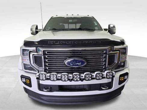 Used 2022 Ford F450 Platinum AWD/4WD image 2