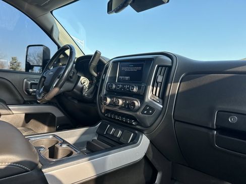 Used 2018 Chevrolet Silverado 2500 LTZ w/ Duramax Plus Package image 24