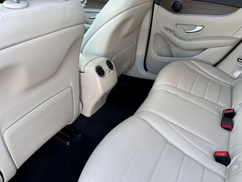 Certified 2022 Mercedes-Benz GLC 300 w/ Premium Package Lite image 12
