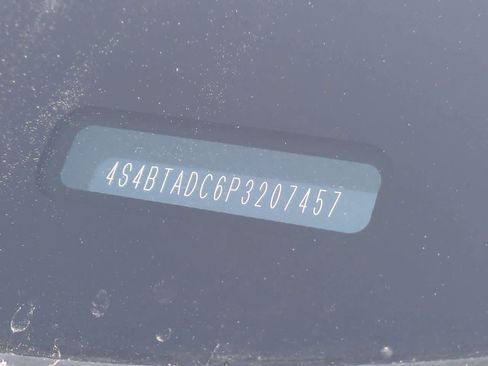 Used 2023 Subaru Outback Premium image 33