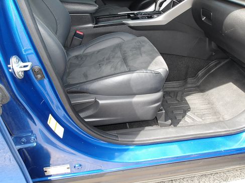 Used 2022 Mitsubishi Eclipse Cross AWD image 10