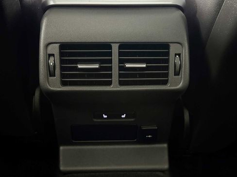 Used 2023 Land Rover Range Rover Velar HST image 25