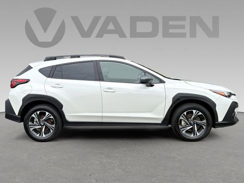 Used 2025 Subaru Crosstrek 2.0i Premium AWD/4WD image 7