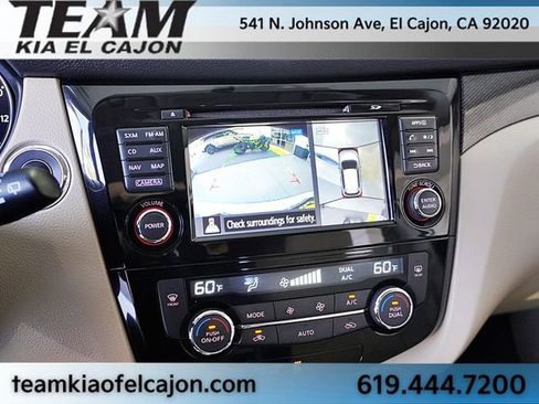 Used 2016 Nissan Rogue SL image 27