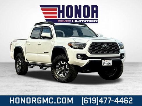 Used 2020 Toyota Tacoma TRD Off-Road image 1